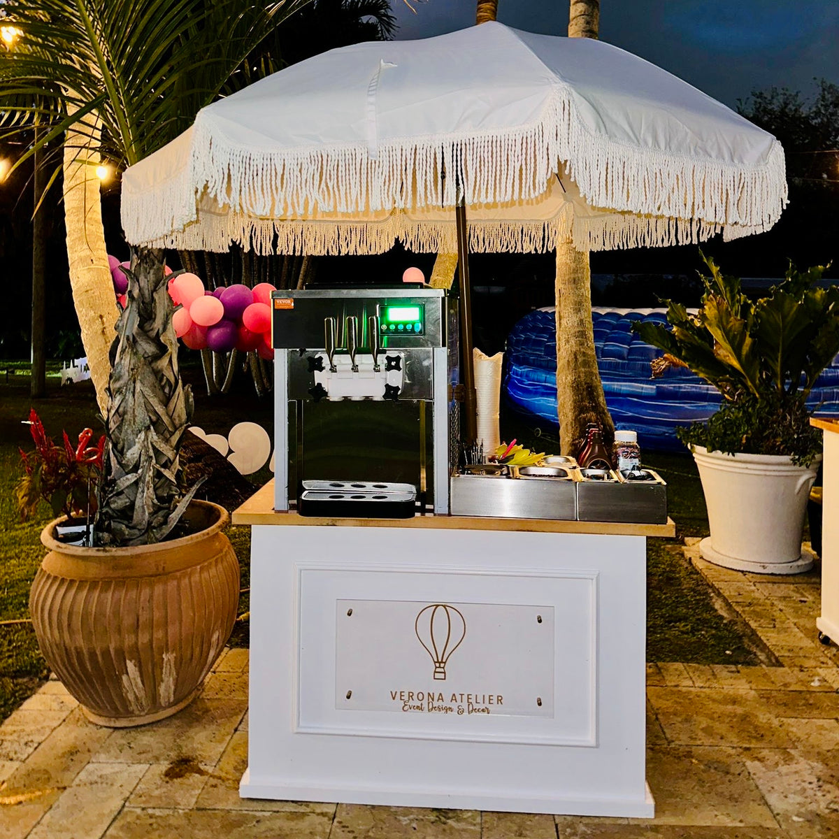 SOFT ICE CREAM STATION